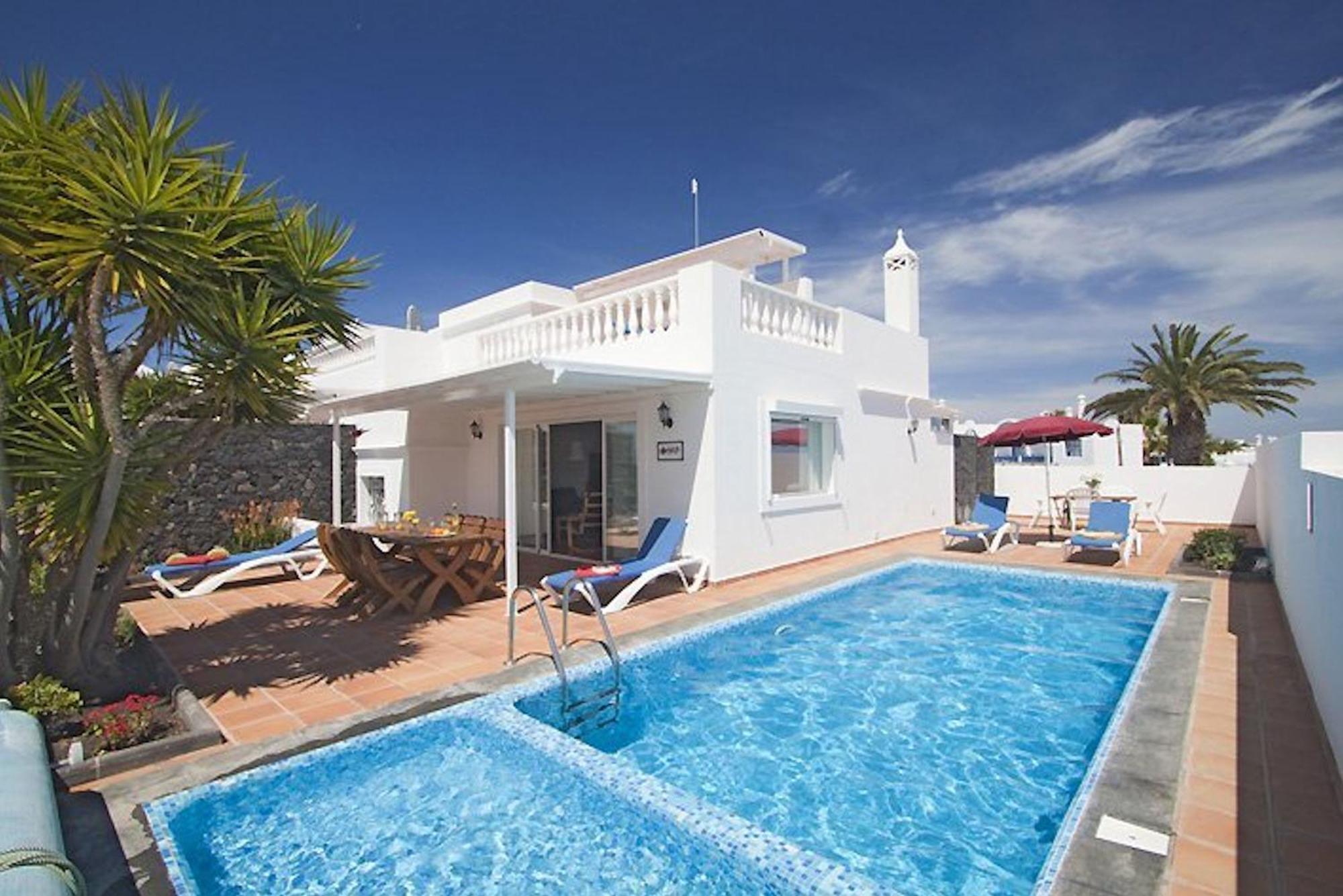 Lovely Los Mojones Villa Casa Jasmine Heated Pool Short Walk To Beach Puerto Del Carmen Puerto del Carmen  Zewnętrze zdjęcie