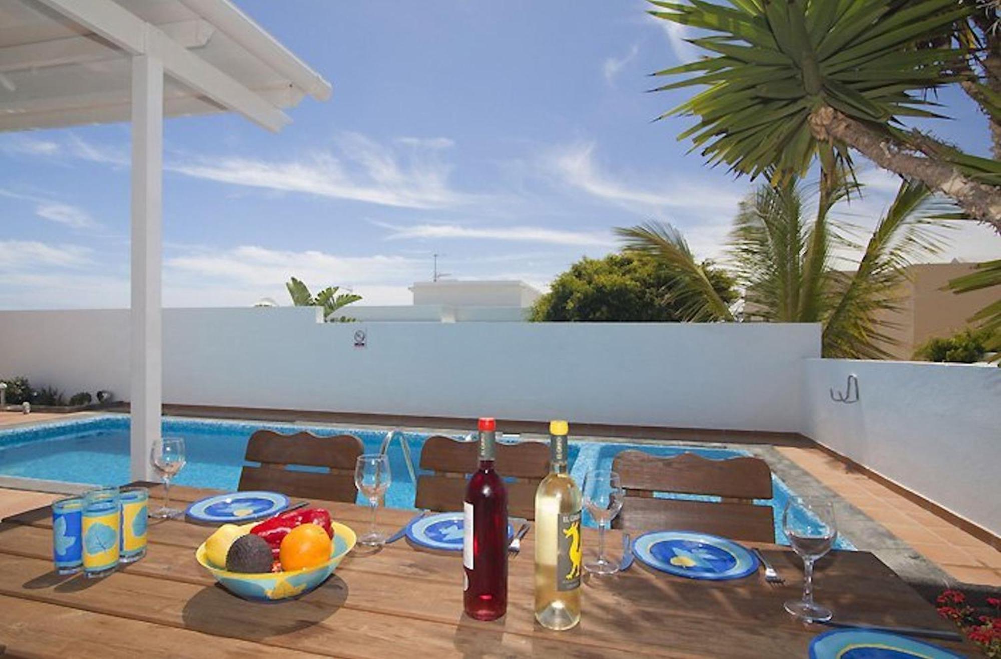 Lovely Los Mojones Villa Casa Jasmine Heated Pool Short Walk To Beach Puerto Del Carmen Puerto del Carmen  Zewnętrze zdjęcie
